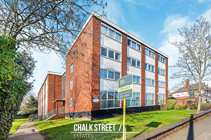 2 Bedroom Maisonette For Sale In Menthone Place, Hornchurch, RM11