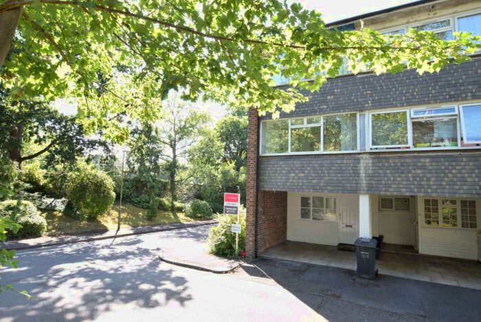 3 Bedroom Terraced House To Rent In Mill Close, Wokingham, RG41