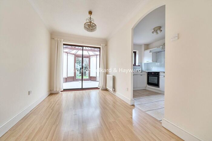 3 Bedroom House To Rent In Crothall Close, London, N13