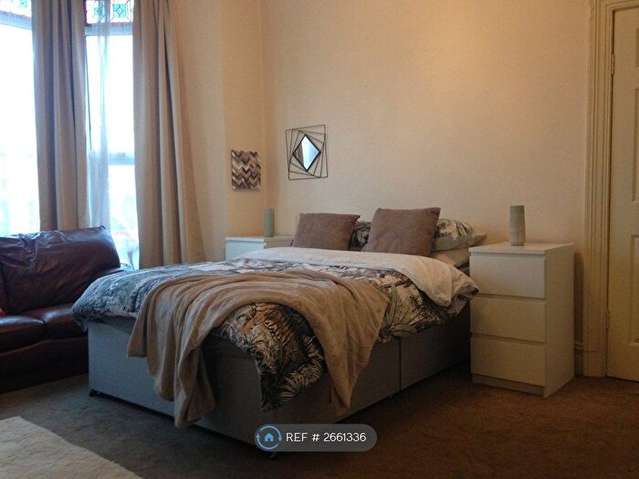 5 Bedroom Terraced House To Rent In Stapleton Road, Bristol, BS5