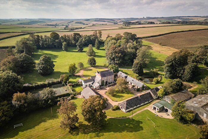 8 Bedroom Detached House For Sale In Piddletrenthide, Dorchester, Dorset, DT2