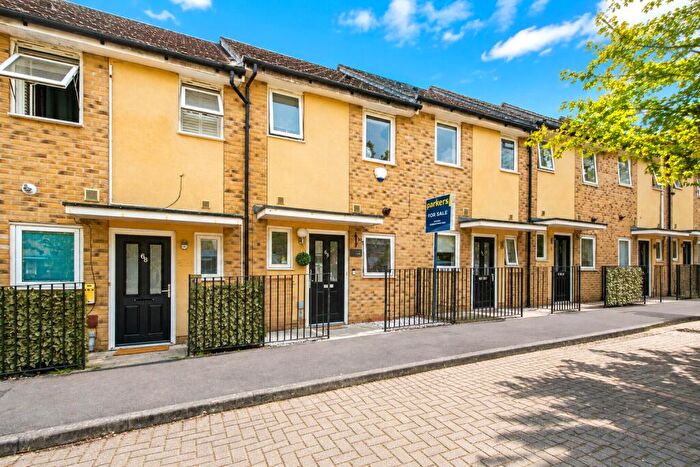 2 Bedroom Terraced House For Sale In Tay Road, Tilehurst, Reading, Berkshire, RG30