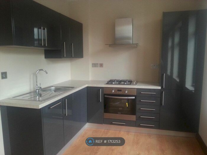 1 Bedroom Flat To Rent In Ferensway, Hull, HU1