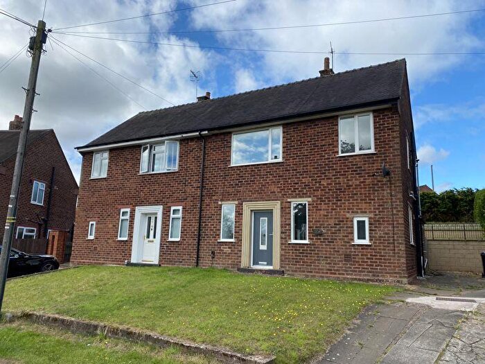 3 Bedroom Semi-Detached House To Rent In Shenstone Avenue, Stourbridge, DY8