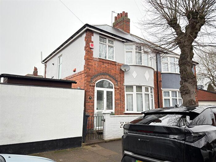 3 Bedroom Semi Detached House For Sale In Ascot Road, Belgrave, Leicester, LE4