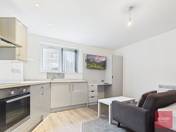 1 Bedroom Studio To Rent In College Street, City Centre, Swansea, SA1