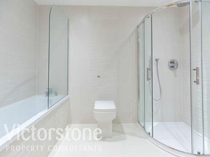 1 Bedroom Flat To Rent In Spital Street, Shoreditch, London, E1