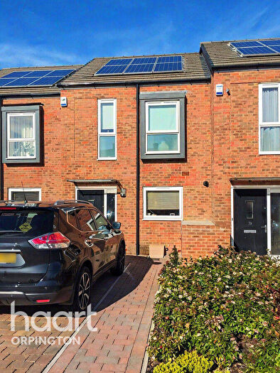 2 Bedroom Terraced House For Sale In Rye Crescent, Orpington, BR5