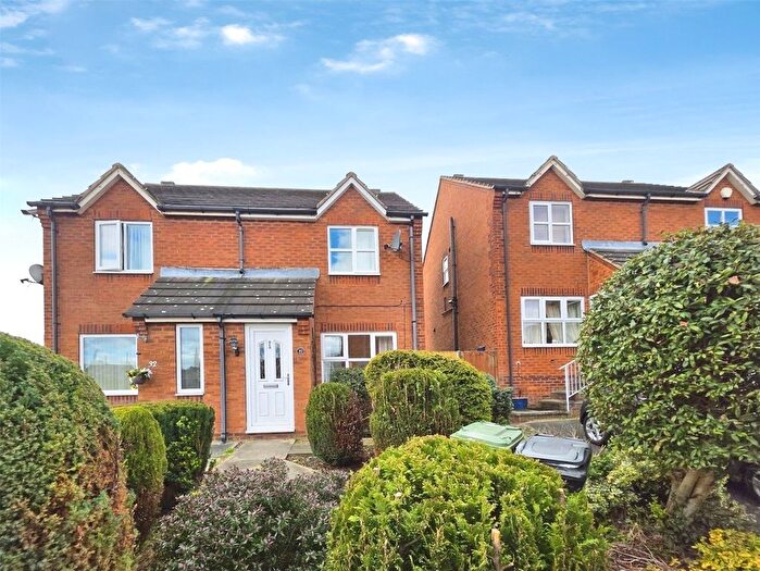 2 Bedroom Semi Detached House For Sale In Clifton Court, Dewsbury, West Yorkshire, WF13