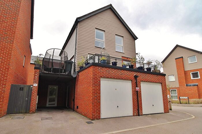 4 Bedroom Detached House For Sale In Brunel Way, Bedhampton, Havant, PO9