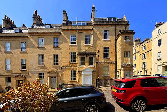 1 Bedroom Flat For Sale In Park Street, Bath, BA1