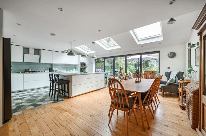 4 Bedroom Semi-Detached House For Sale In Coppice Road, Woodley, Reading, RG5