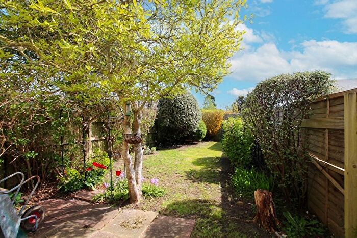 2 Bedroom End Of Terrace House To Rent In Romney Road, Willesborough, TN24