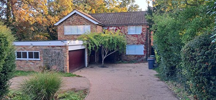4 Bedroom Detached House To Rent In Newlands Avenue, Radlett, WD7
