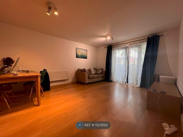 1 Bedroom Flat To Rent In Needleman Street, London, SE16