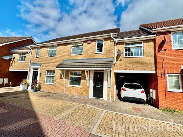 3 Bedroom Terraced House For Sale In Lucius Crescent, Colchester, CO4