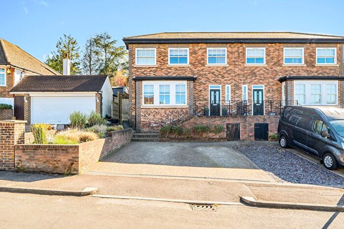 4 Bedroom Semi-Detached House For Sale In Grosvenor Road, Epsom, KT18