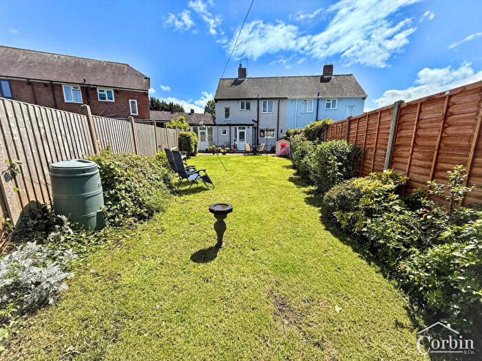 3 Bedroom Semi-Detached House For Sale In Sunningdale Crescent, Bournemouth, BH10