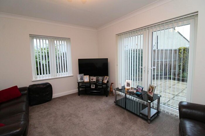 2 Bedroom Terraced Bungalow For Sale In Poplar Drive, Herne Bay, CT6