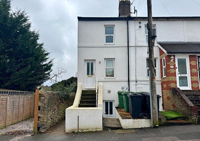3 Bedroom Block Of Flats For Sale In Dover Street, Maidstone, Kent, ME16