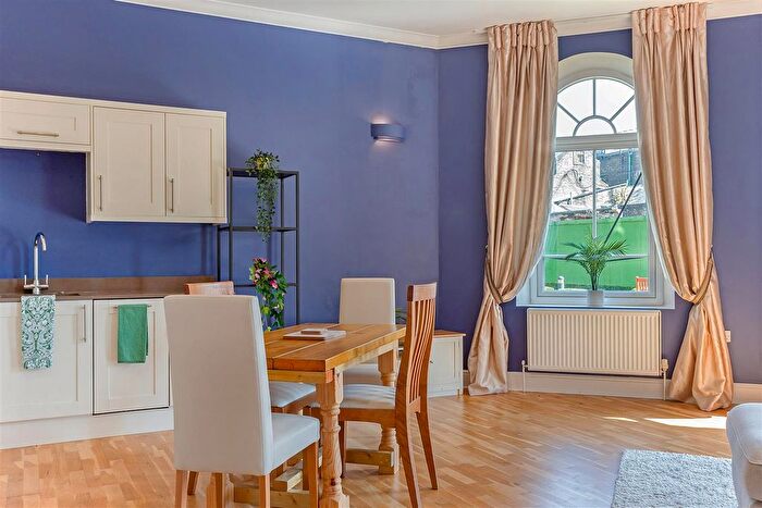 1 Bedroom Property To Rent In Hilda Road, Southall, UB2