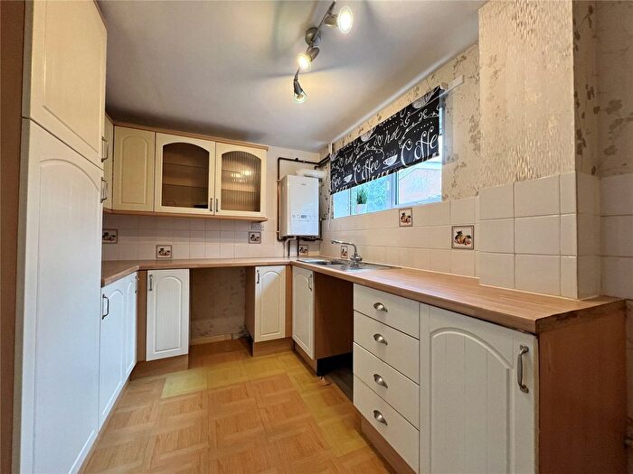 3 Bedroom Terraced House For Sale In Warrensway, Woodside, Telford, Shropshire, TF7