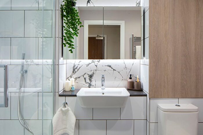 1 Bedroom Flat To Rent In College Road, Croydon, CR0