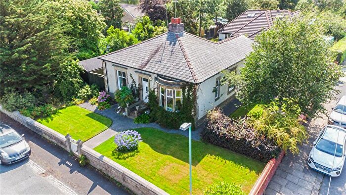 3 Bedroom Bungalow For Sale In Hollins Lane, Accrington, Lancashire, BB5