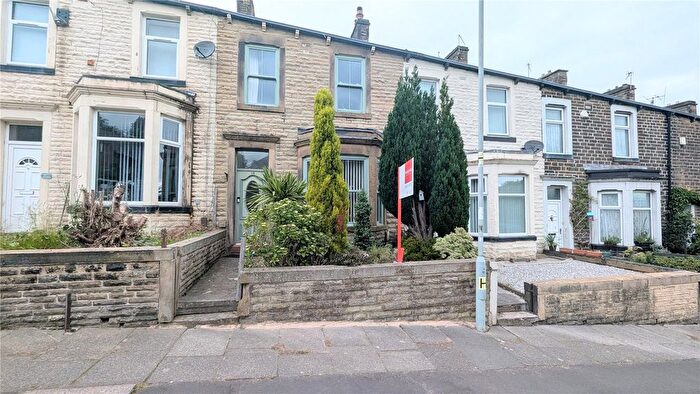 3 Bedroom Terraced House For Sale In Harriet Street, Burnley, Lancashire, BB11