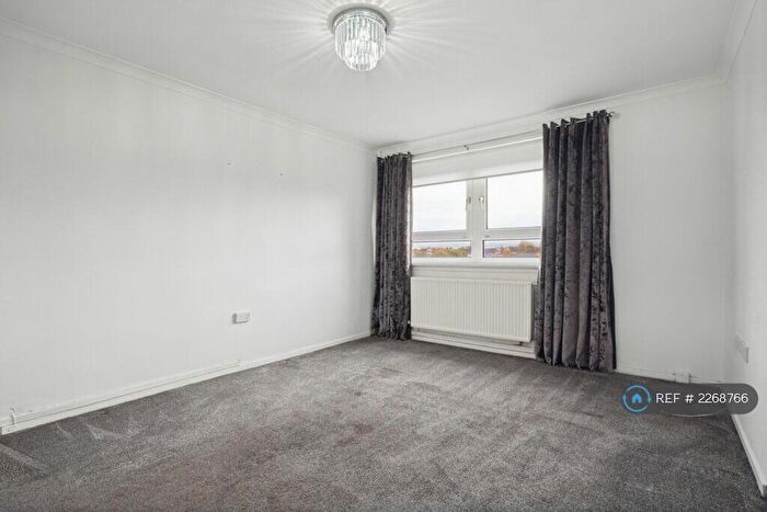 1 Bedroom Flat To Rent In Bilsland Drive, Glasgow, G20