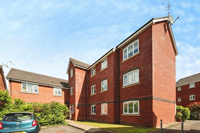 2 Bedroom Apartment For Sale In Harbourne Close, Kenilworth, CV8