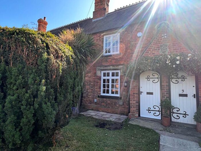 2 Bedroom Terraced House To Rent In Gamston, Nottinghamshire, DN22