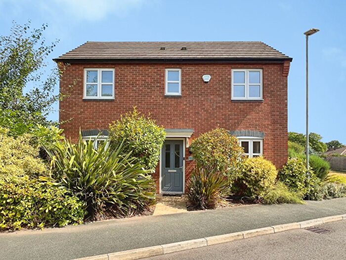 3 Bedroom Detached House For Sale In St. Marys Drive, Burton-On-Trent, DE13