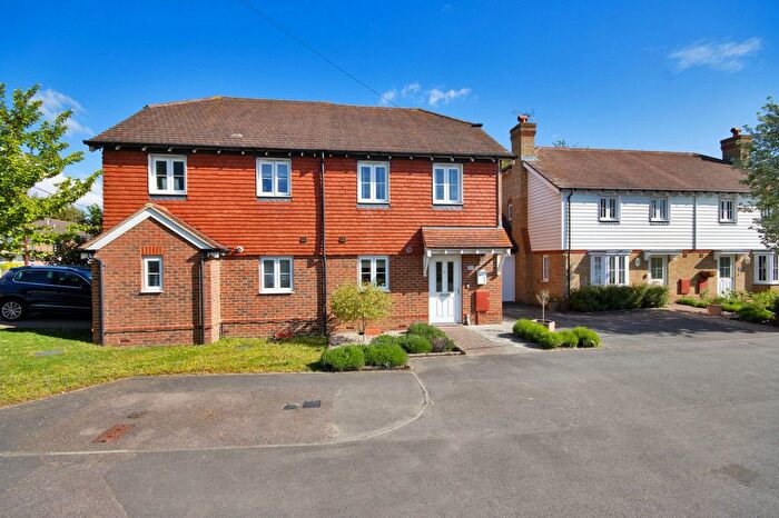 2 Bedroom Semi Detached House For Sale In Station Road, Southfleet, Gravesend, DA13