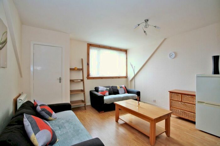 2 Bedroom Flat To Rent In Urquhart Road, Aberdeen, AB24