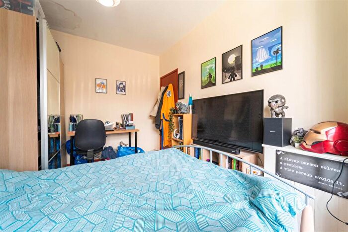 4 Bedroom House To Rent In Umberslade Road, Selly Oak, Birmingham, B29