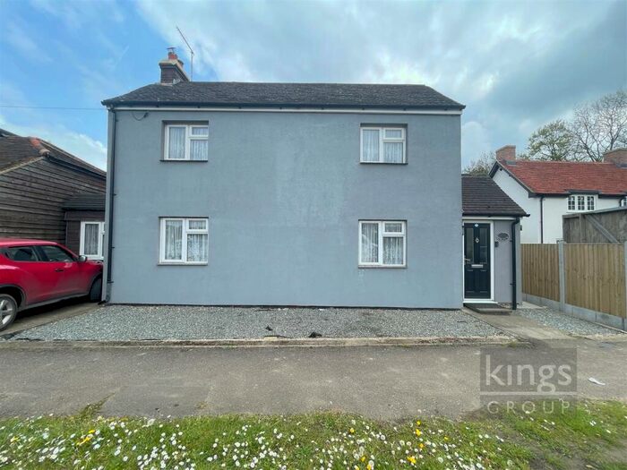 3 Bedroom Detached House For Sale In London Road, Hastingwood, CM17
