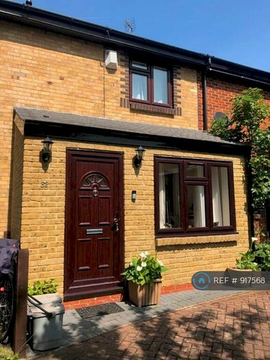 2 Bedroom Terraced House To Rent In Tarragon Close, London, SE14