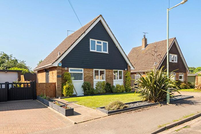 3 Bedroom Detached Bungalow For Sale In The Eddies, Lowestoft, NR33