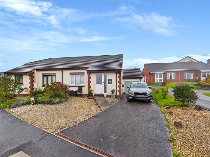 2 Bedroom Bungalow For Sale In Fox Close, Okehampton, Devon, EX20