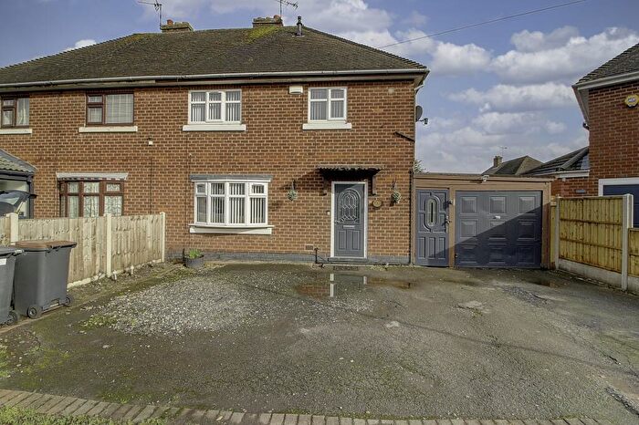 4 Bedroom Semi Detached House For Sale In Furnace Road, Bedworth, CV12