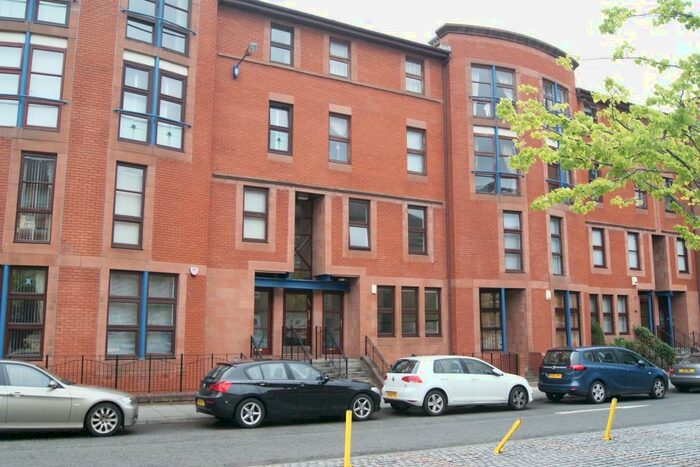 3 Bedroom Villa To Rent In Old Rutherglen Road, New Gorbals, G5