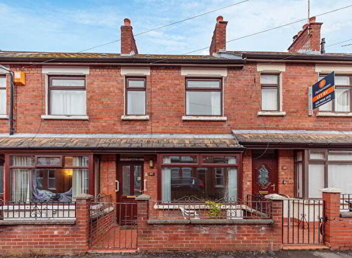 2 Bedroom Terrace House For Sale In Meadowbank Place, Belfast, BT9