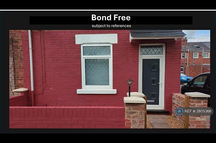 3 Bedroom End Of Terrace House To Rent In Bateman Square, Rotherham, S63