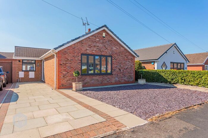3 Bedroom Detached Bungalow For Sale In Falcondale Road, Winwick, WA2