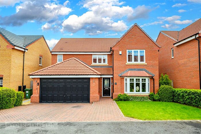 4 Bedroom Detached House For Sale In Francis View, Fixby, Huddersfield, West Yorkshire, HD2