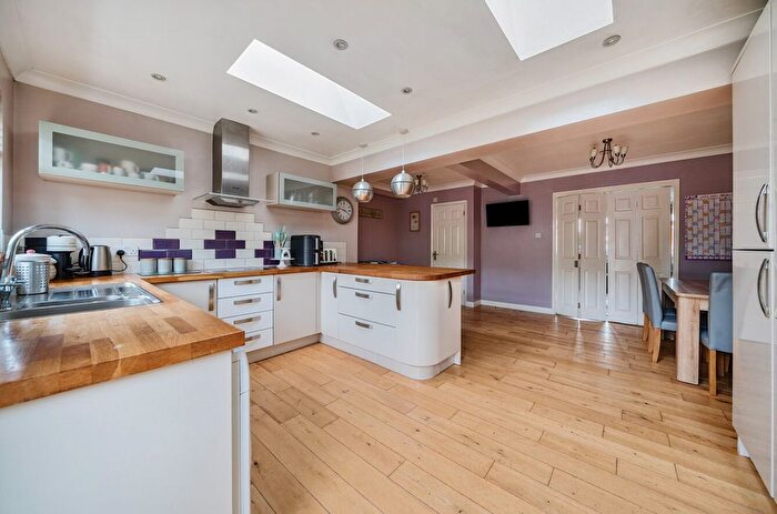 3 Bedroom Terraced House For Sale In Forest Road, Paddock Wood, TN12