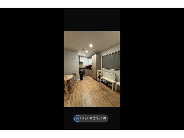 1 Bedroom Flat To Rent In Lancaster Road, Barnet, EN4