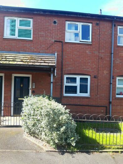 2 Bedroom Flat To Rent In Union Street, Hyde, Greater Manchester, SK14