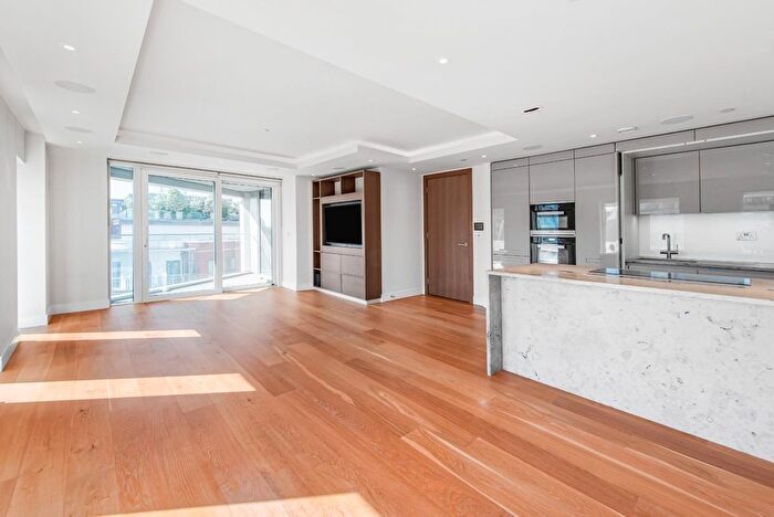 1 Bedroom Flat For Sale In Chelsea Creek Tower, Chelsea Creek, Fulham, SW6